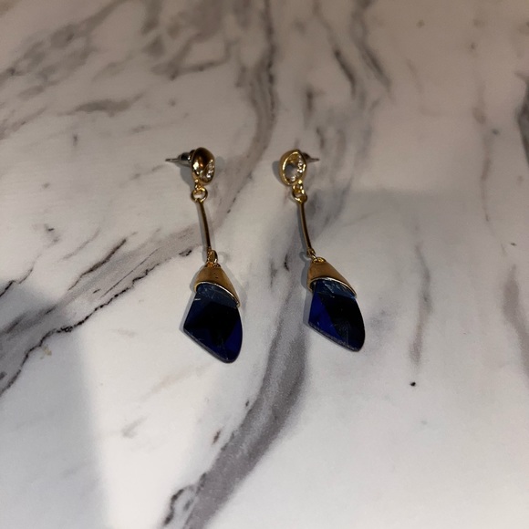 Gold and blue earrings - Picture 1 of 2